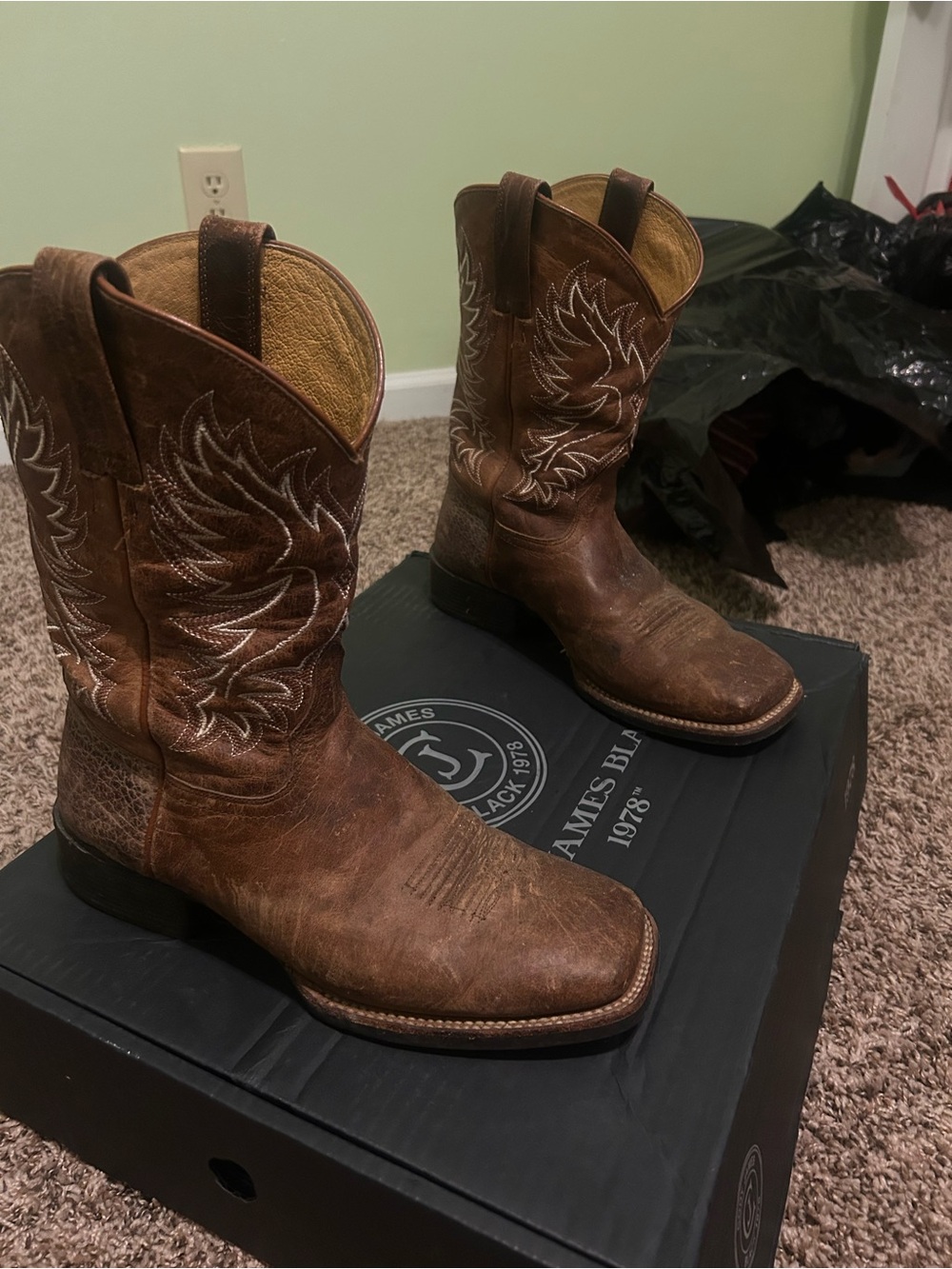 Men's Brown Western Cowboy Boots with Embroidered Shaft